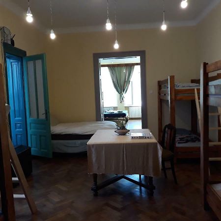 Hostel Mountain Tale Braszów Zewnętrze zdjęcie
