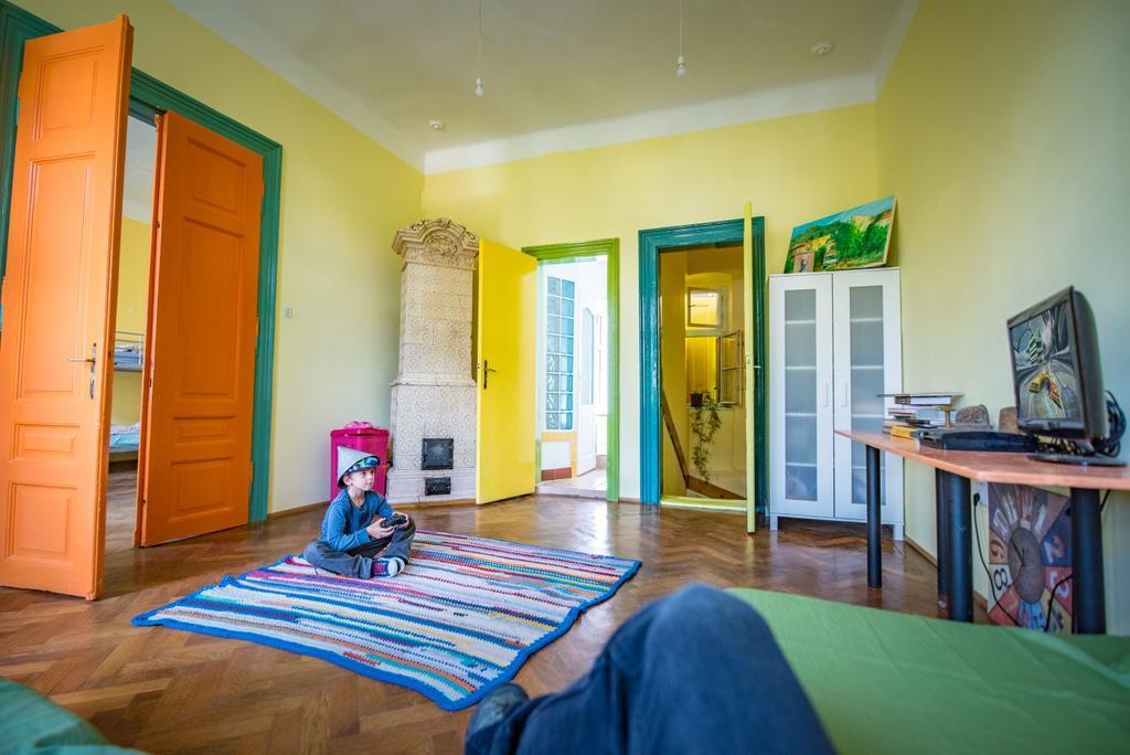 Hostel Mountain Tale Braszów Zewnętrze zdjęcie