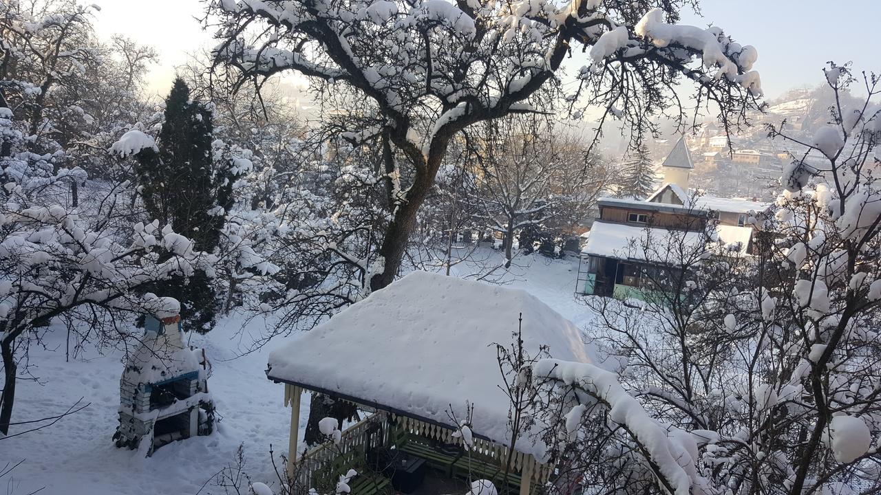 Hostel Mountain Tale Braszów Zewnętrze zdjęcie