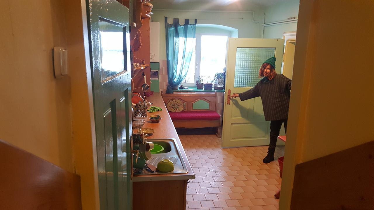 Hostel Mountain Tale Braszów Pokój zdjęcie
