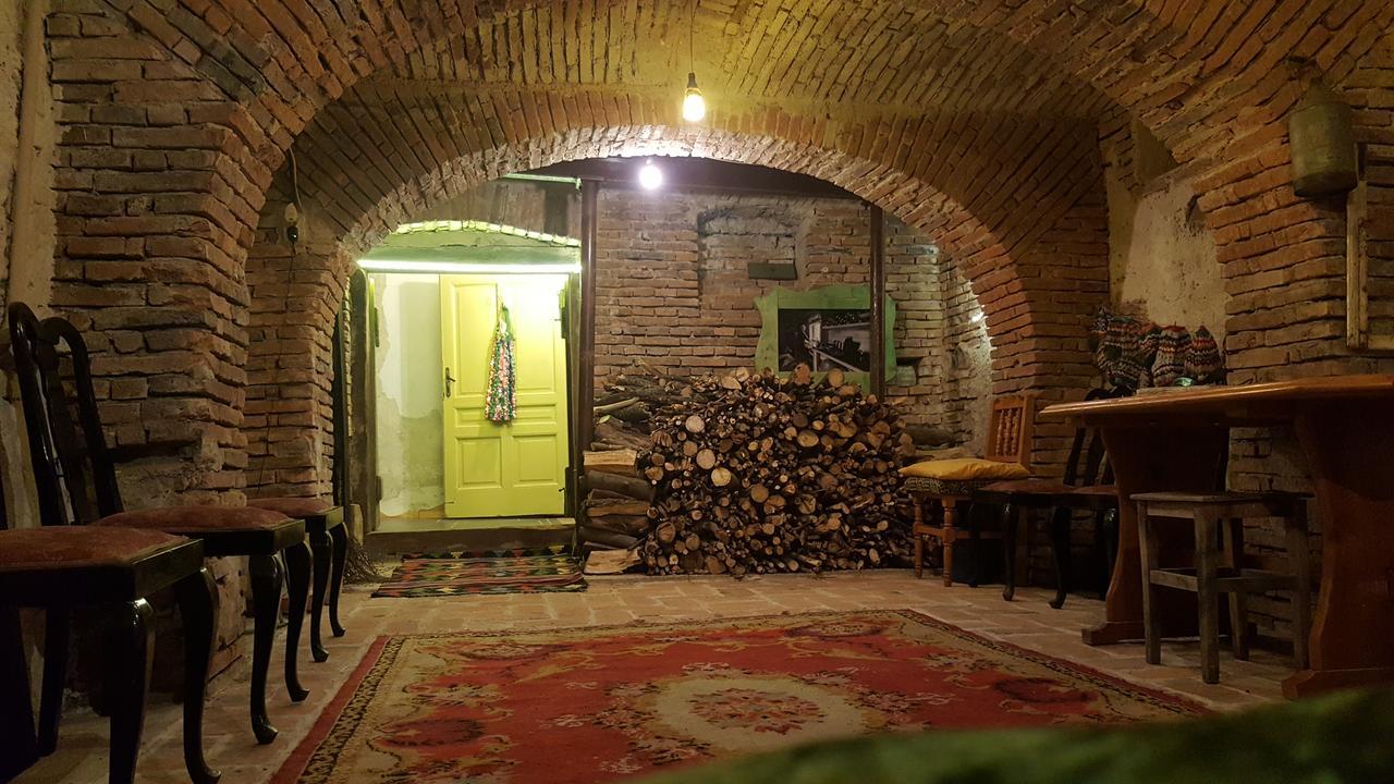 Hostel Mountain Tale Braszów Zewnętrze zdjęcie