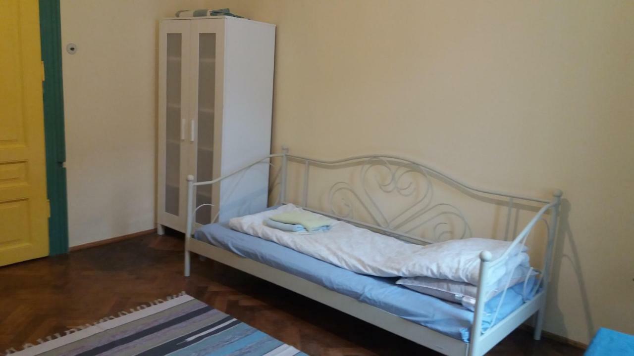 Hostel Mountain Tale Braszów Zewnętrze zdjęcie