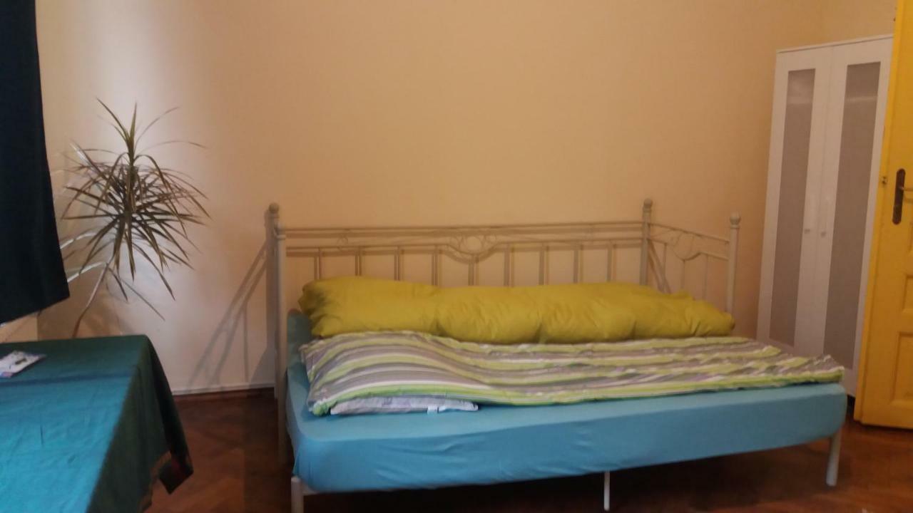 Hostel Mountain Tale Braszów Zewnętrze zdjęcie